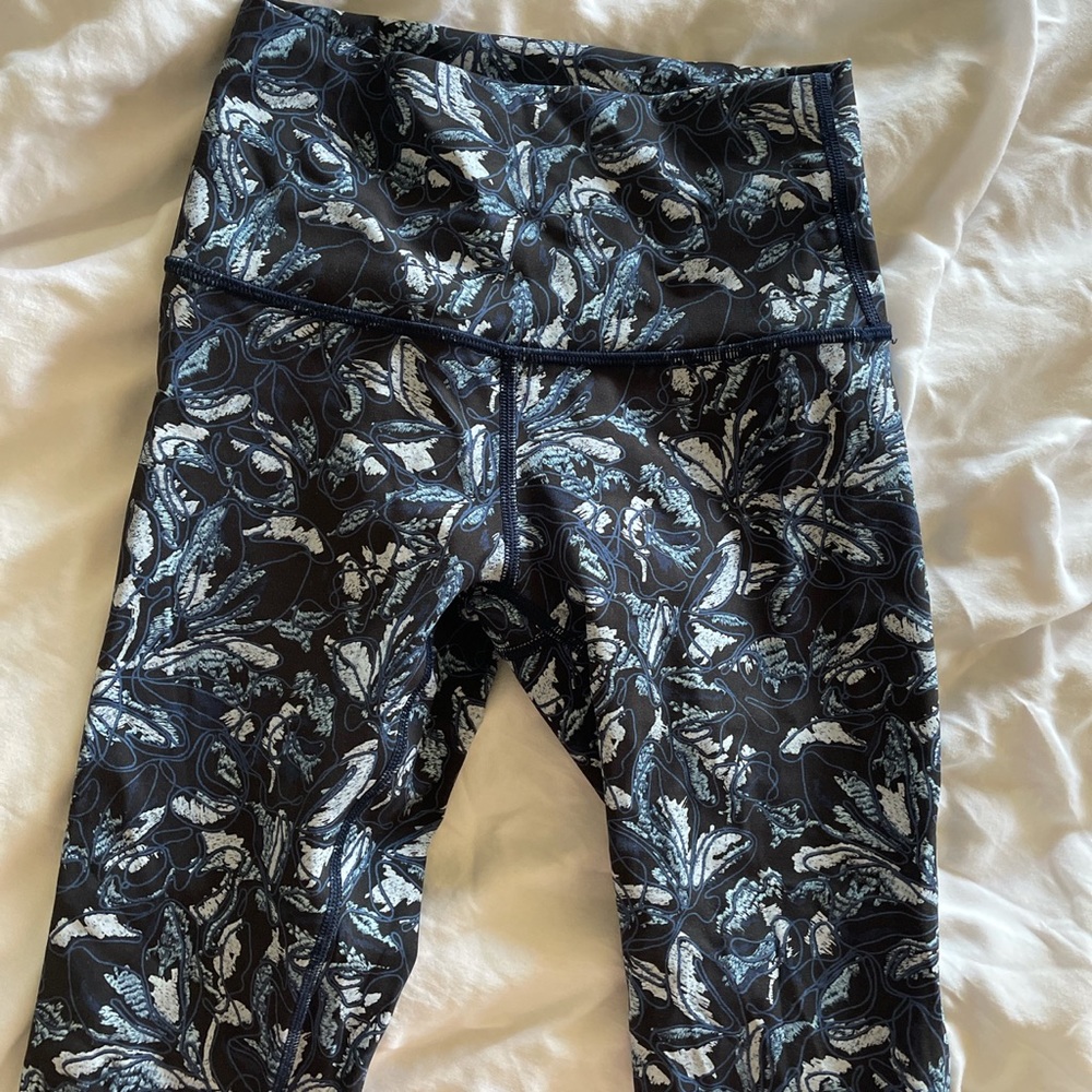 lulu lemon patterned leggings